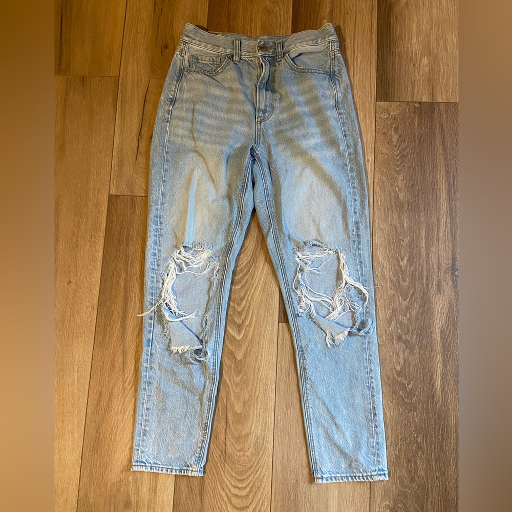 American Eagle Mom Jeans